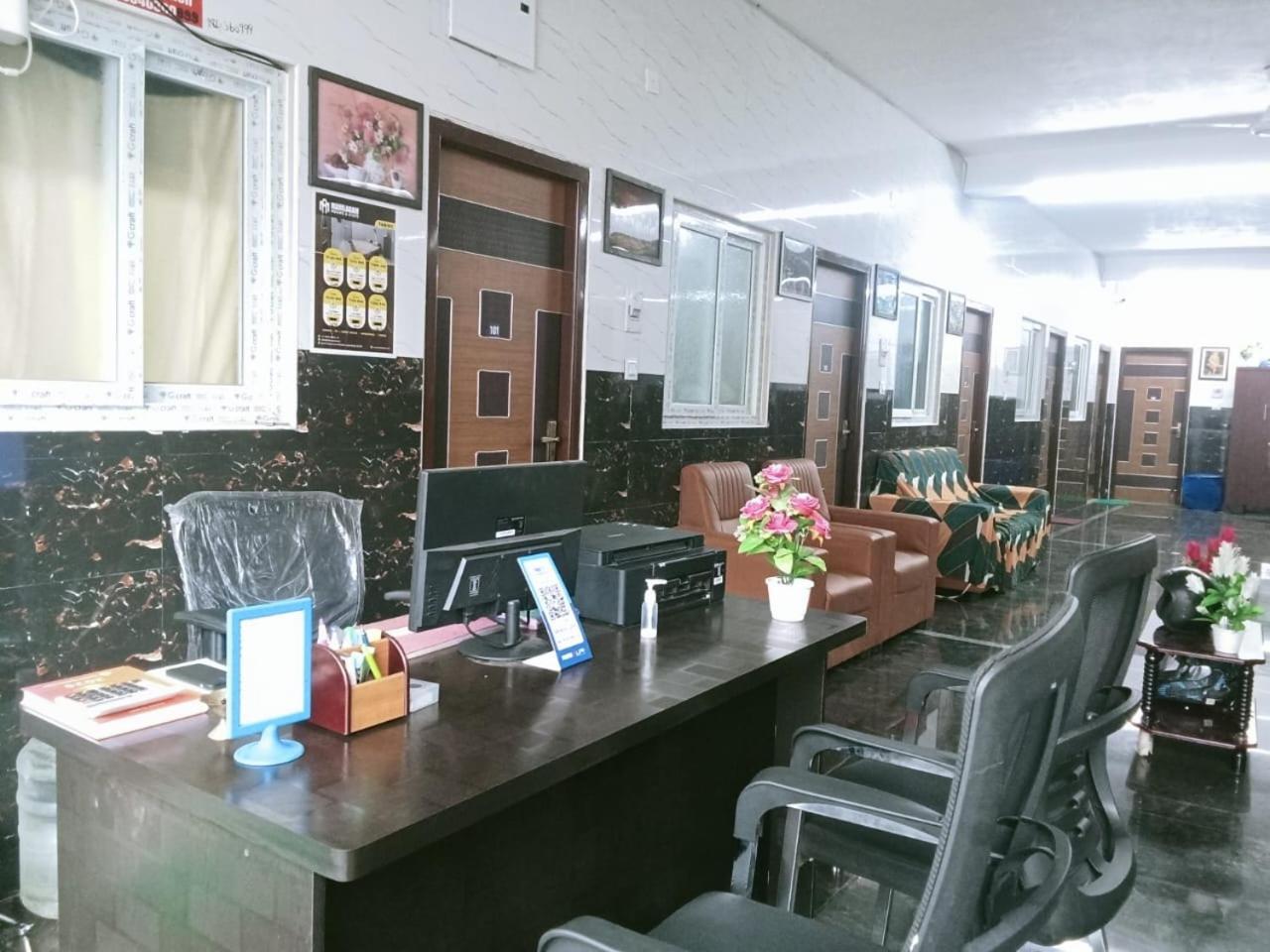 Guest house Mahilagam & Chennai